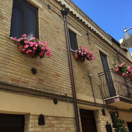 Guest House Dimora Fiorita Serracapriola Dış mekan fotoğraf